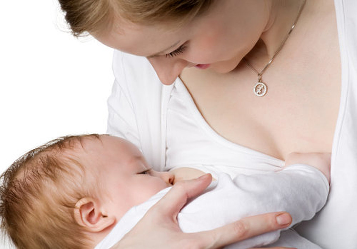 1Система правильного прикладывания малыша к груди при кормлении