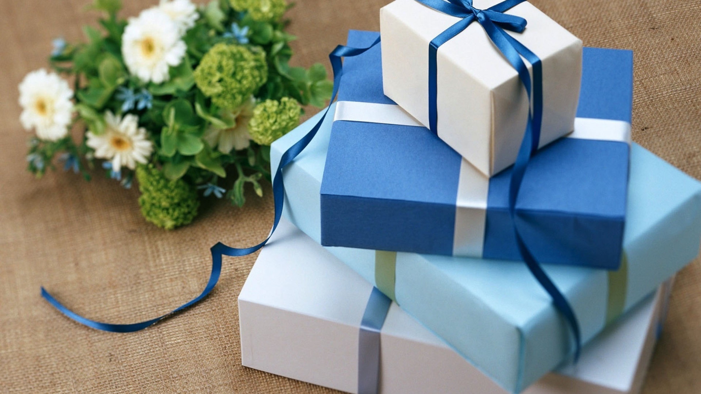 holiday-gift-bouquet-box-1350x2400