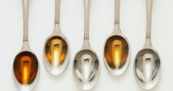 many-milliliters-teaspoon-hold_4040284387dcc6ca